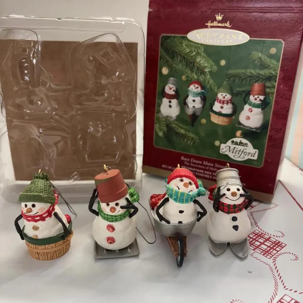 Vtg 2000 set of 4 Hallmark “Race down Main Street” ornament set